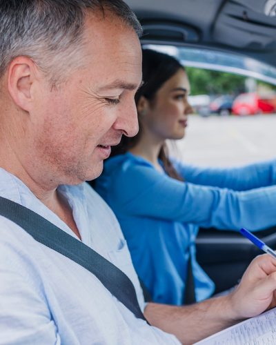 driving-instructor-girl